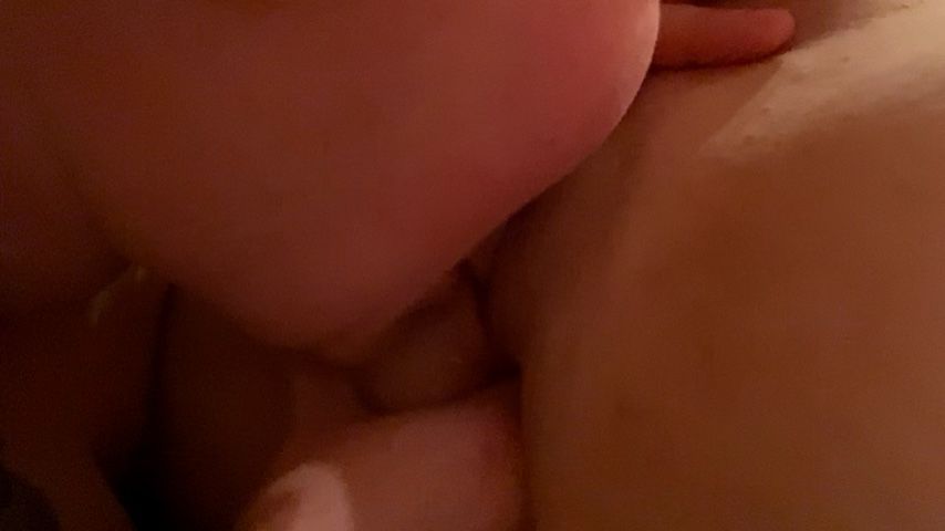 fingering &amp; eating my juicy pussy