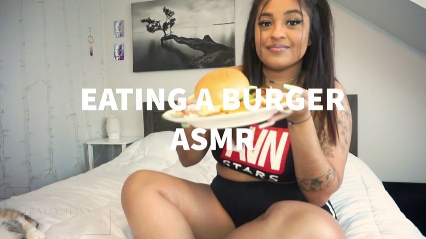 EATING A BURGER/ASMR