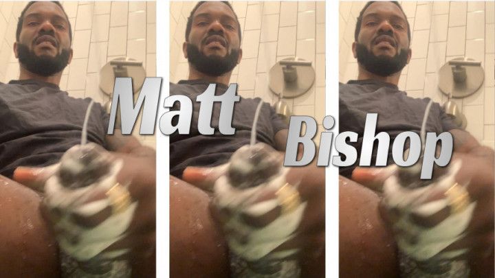 MATT BISHOP Soapy Tub Jerk Off Session With Cum Shooting