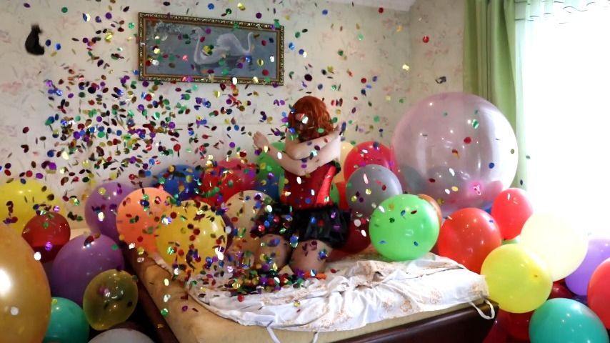 Room with balloons