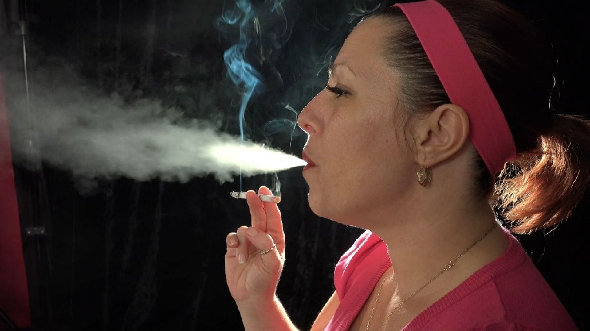 Ticha, smoke master, she has a je ne sait quoi