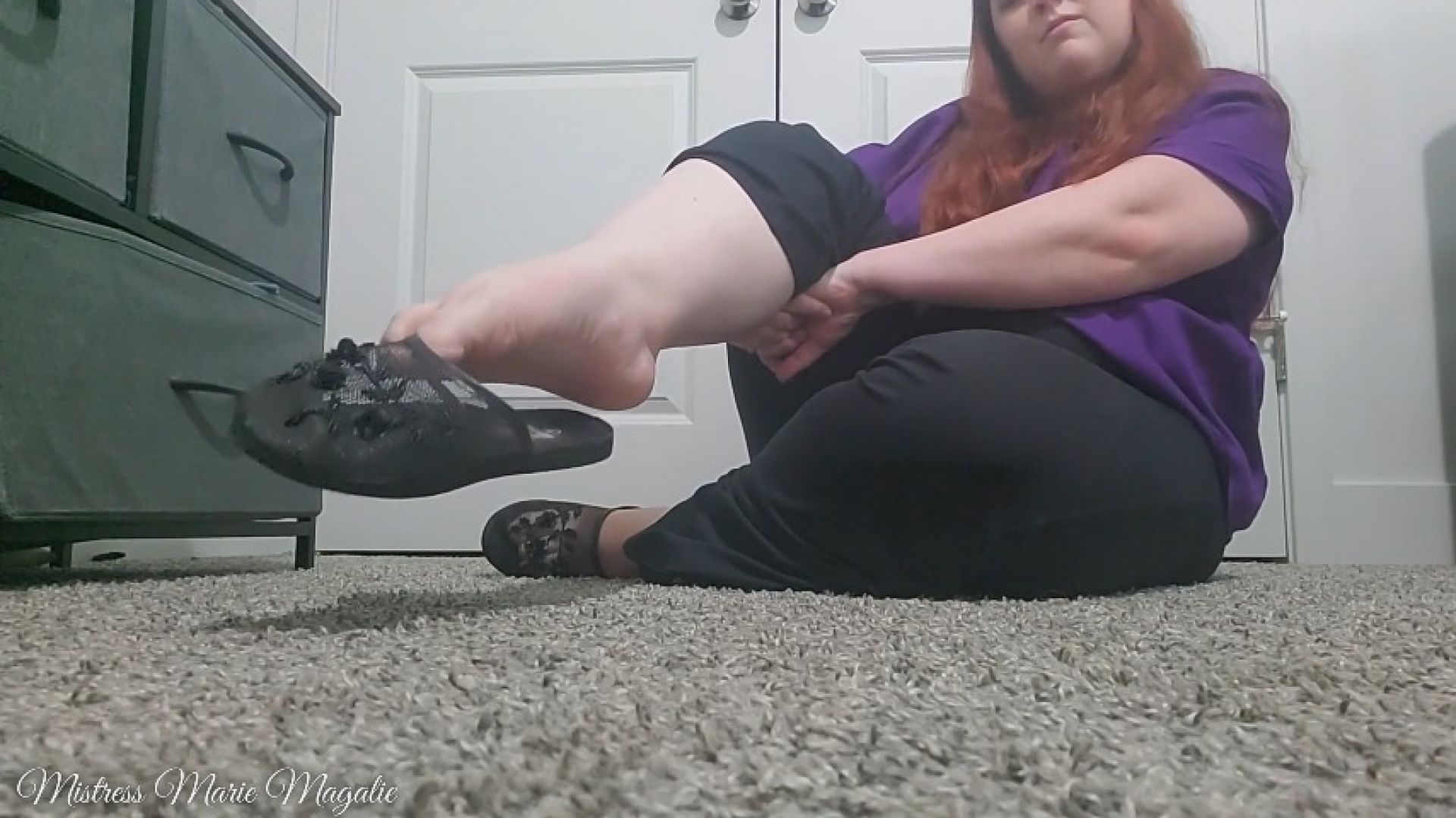 Shoeplay and beautiful bare feet