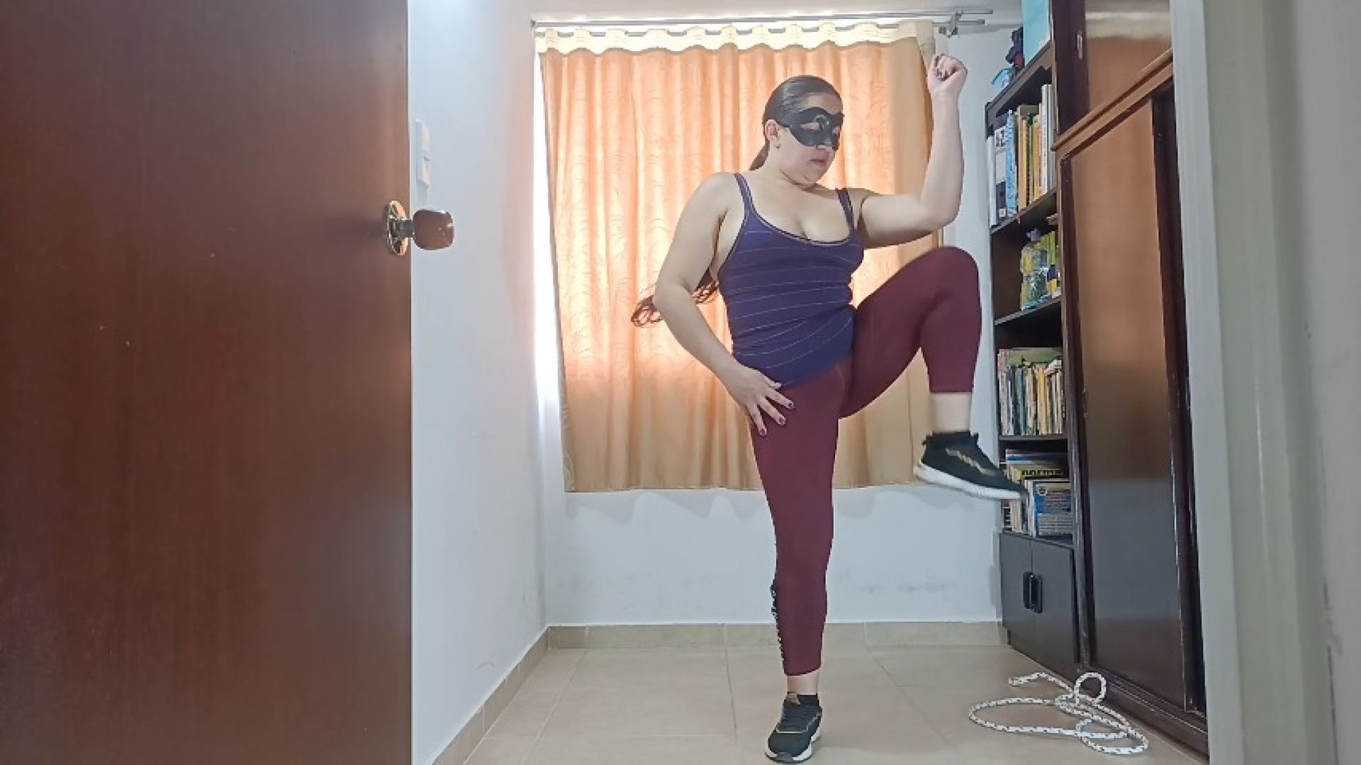 My cousin teaches The Shell And The Tits By Exercising