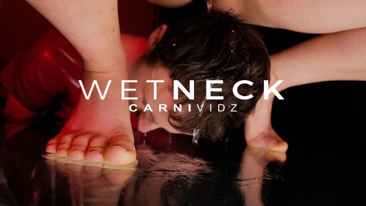 WETNECK -  COUPLE PEE  - HD