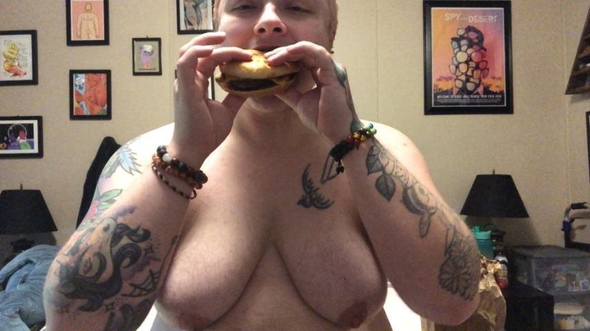 Trans cub enjoys cheeseburgers topless