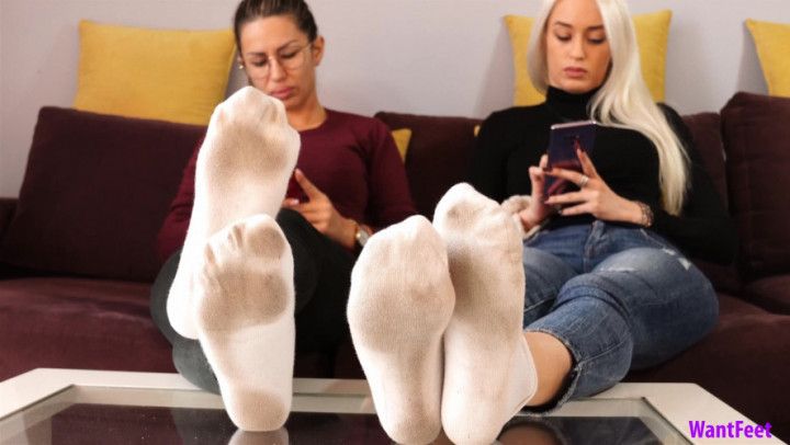 Devora and Jasmine's Stinky Socks HD