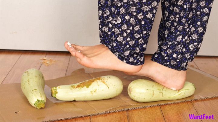 Melanie Barefoot Zucchini Crush HD