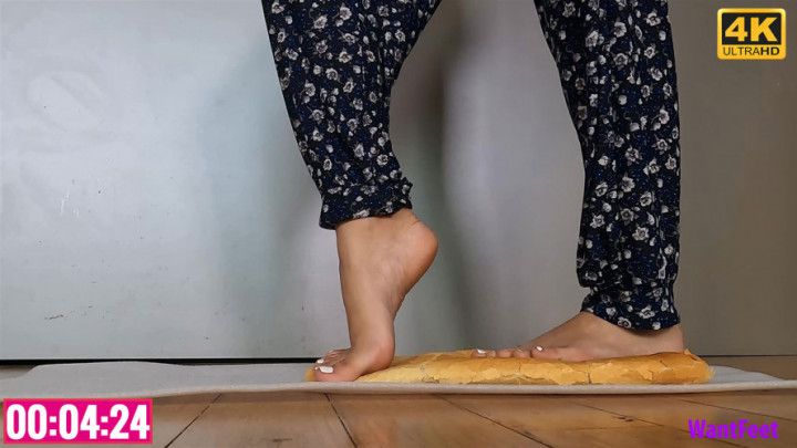 Bread Crushin Bare Feet 4K