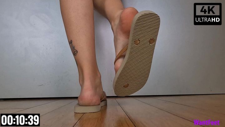 Flip Flop Feet 4K