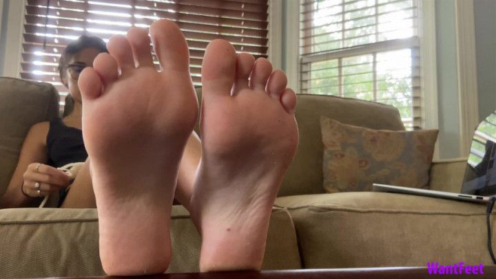 Young Girl Perfect Soles HD