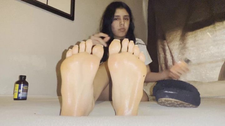 Sierra Sweaty Feet HD