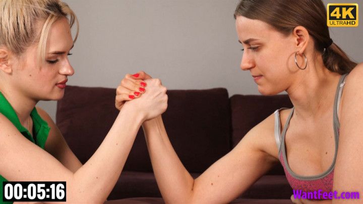 Armwrestling Iris vs Alina 4K