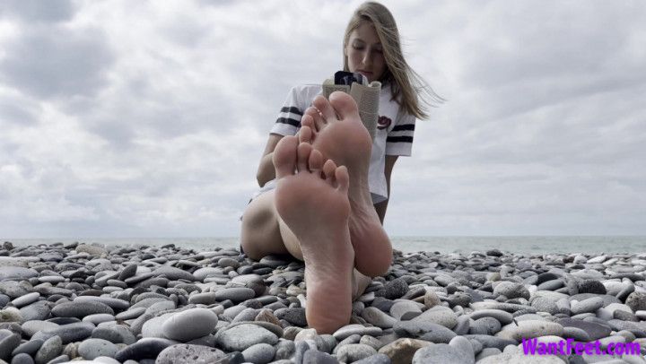 Perfect Soles on The Beach HD