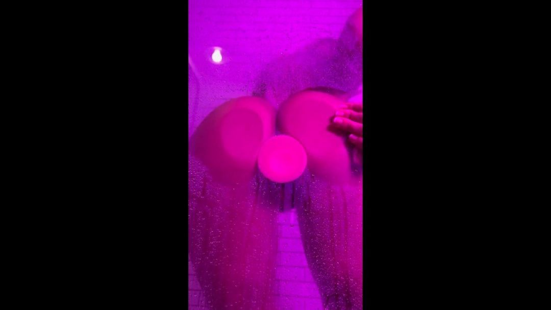 SHOWER SUCK &amp; FUCK