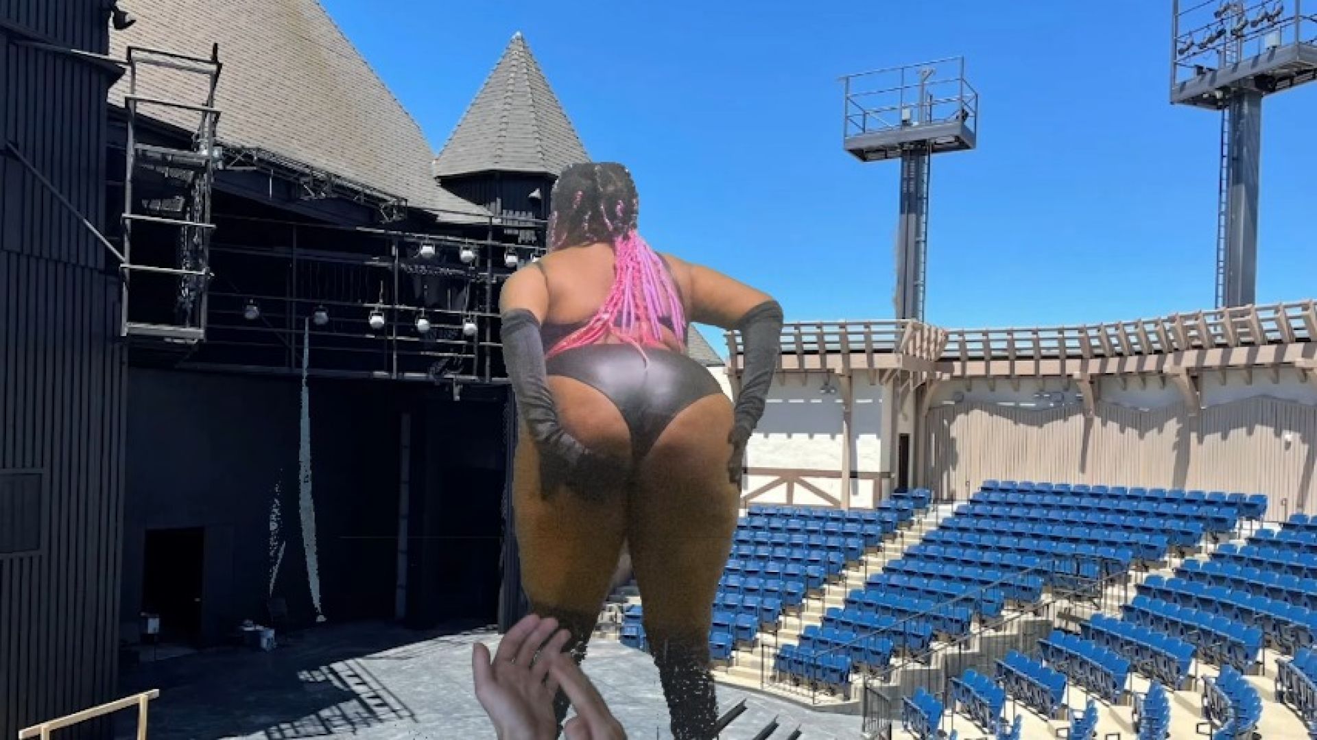 giantess at the stadium