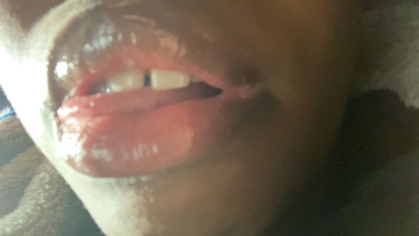 lip gloss lips sucking on lips