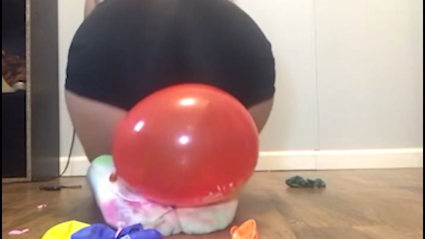 Stubborn balloon wont pop