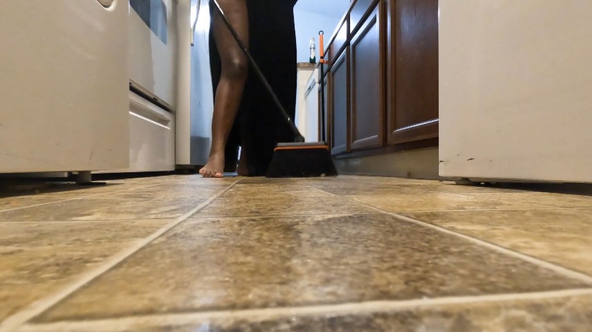 teenie on giantess floor POV