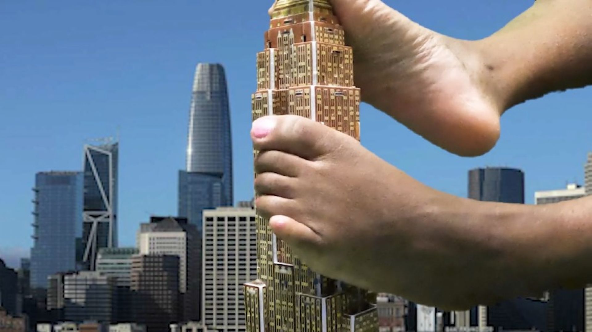 giantess give building foot job