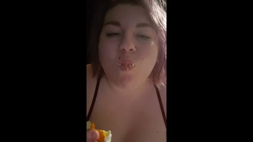 Slut Eats Tacos