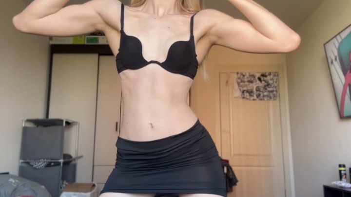 Goddess Teasing Musclar Body Worship