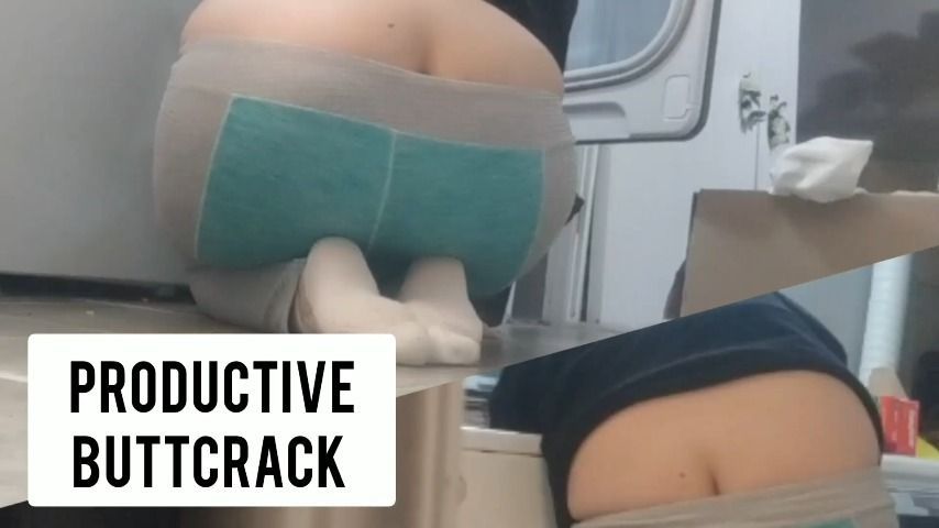 Productive buttcrack