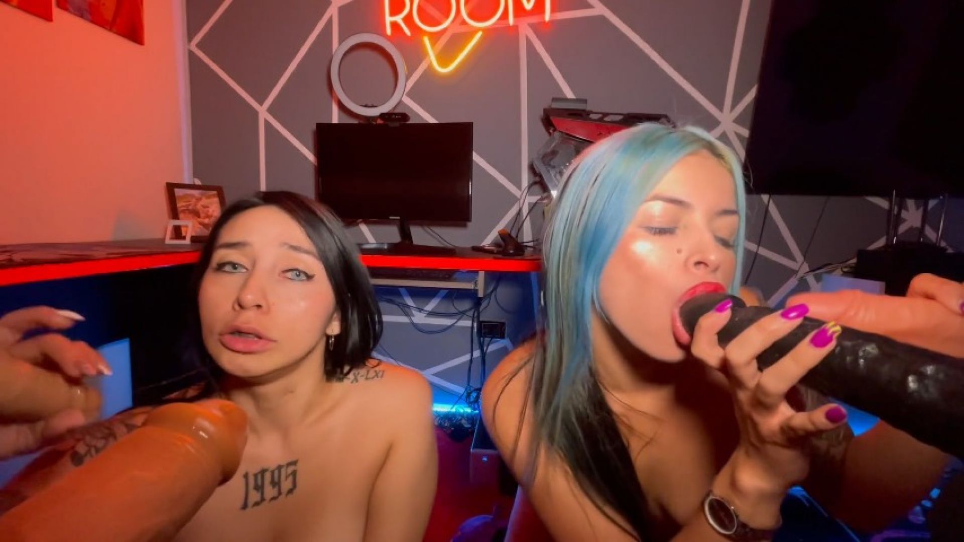 Giving a blowjob to many cocks at the same time