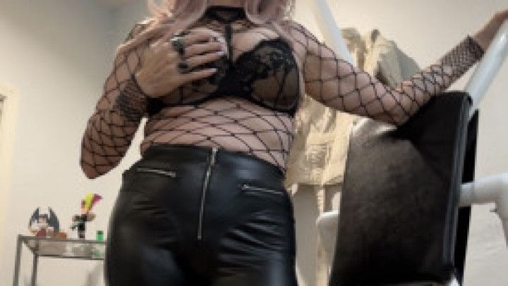 Fetish clothing: fishnets and leather