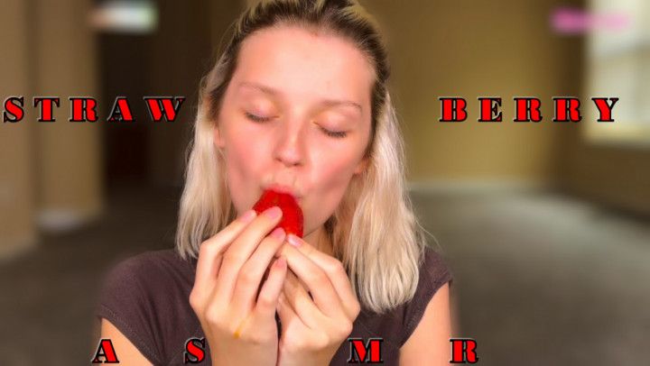 ASMR-Strawberry Sucking