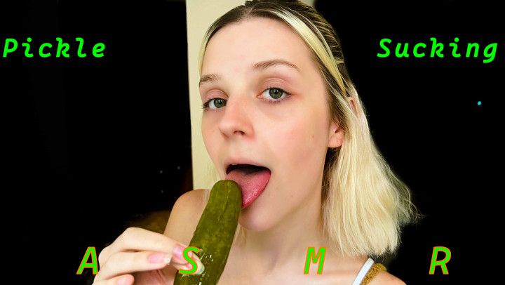 ASMR-Pickle Sucking