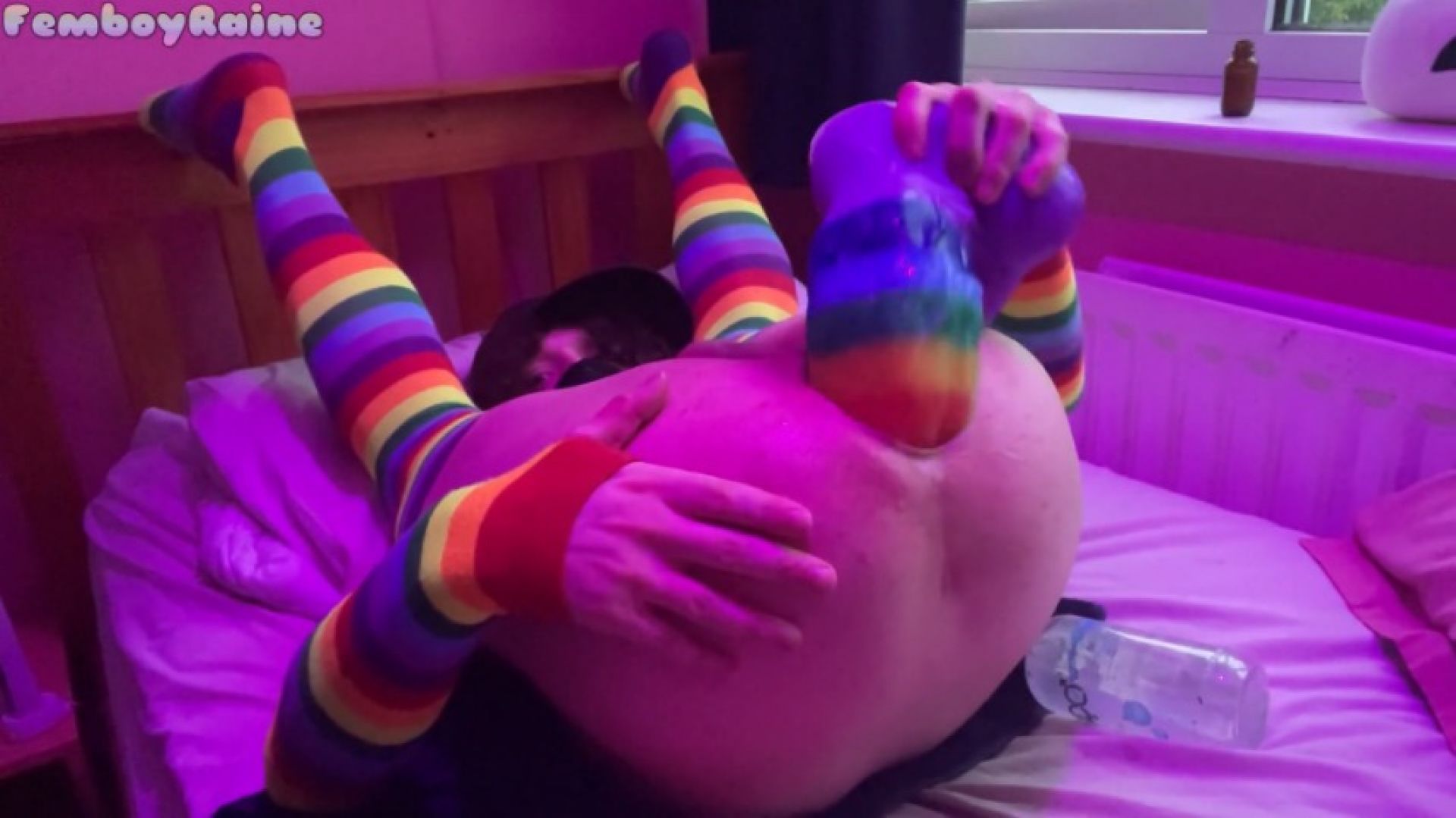 Slutty boi stretched taking giant rainbow dildo