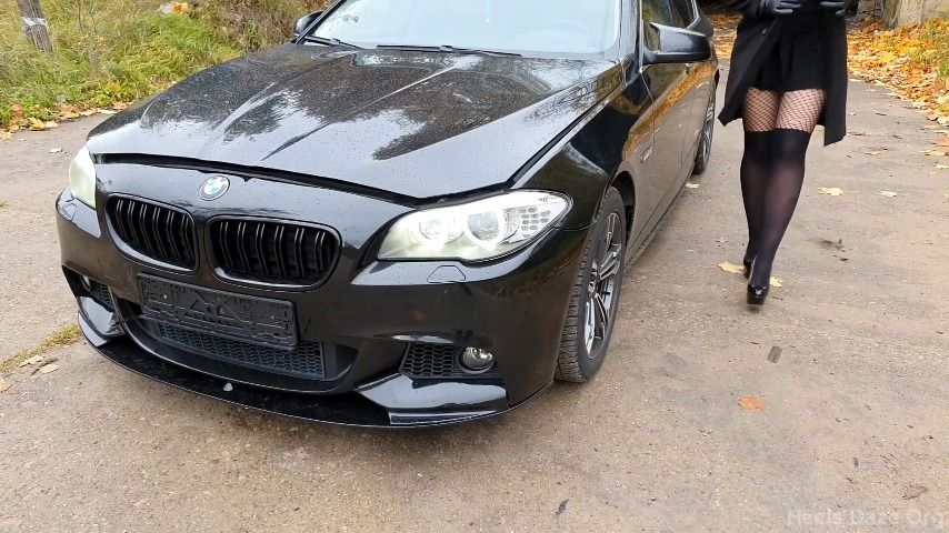 BMW Surprise Car Accident Preview