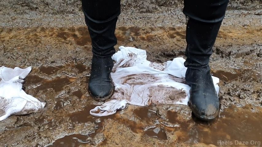 Trampling Shirts in Mud Cloth Boots