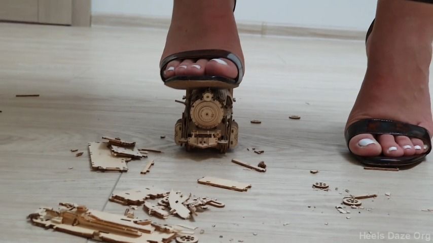 Wooden Train Crush in Sandals