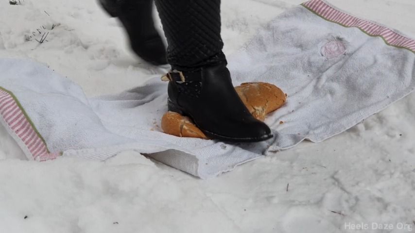 Bread Walkover in Flat Leather Boots