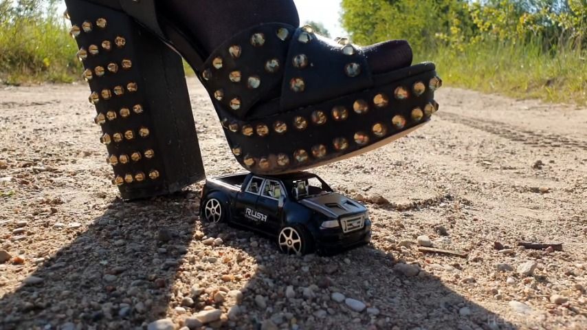 Tiny Toy Car Crush in Green Platform Heels