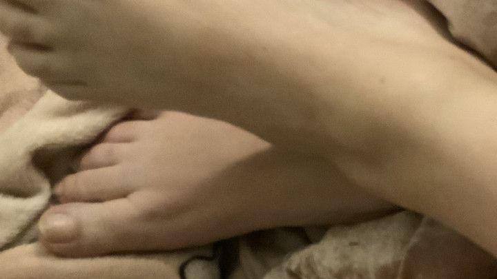 My sweaty little feet need to stretch