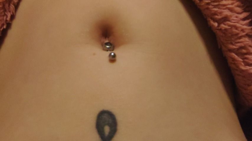 Navel slave