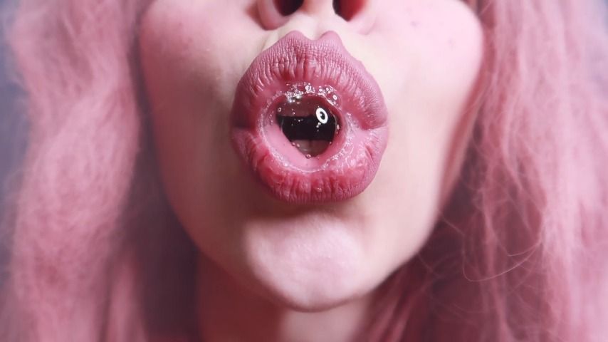 Full Mouth Of Cum - Deepthroat Swallow