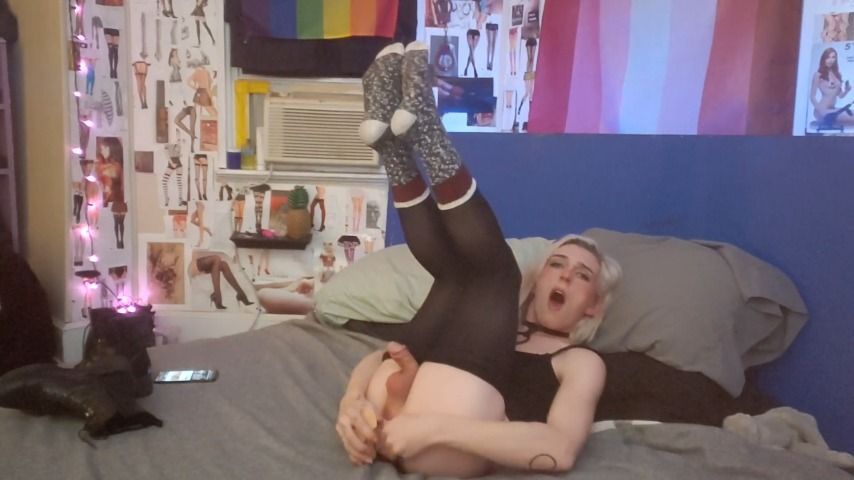 Trans Gf Dildo Fucking in Pantyhose