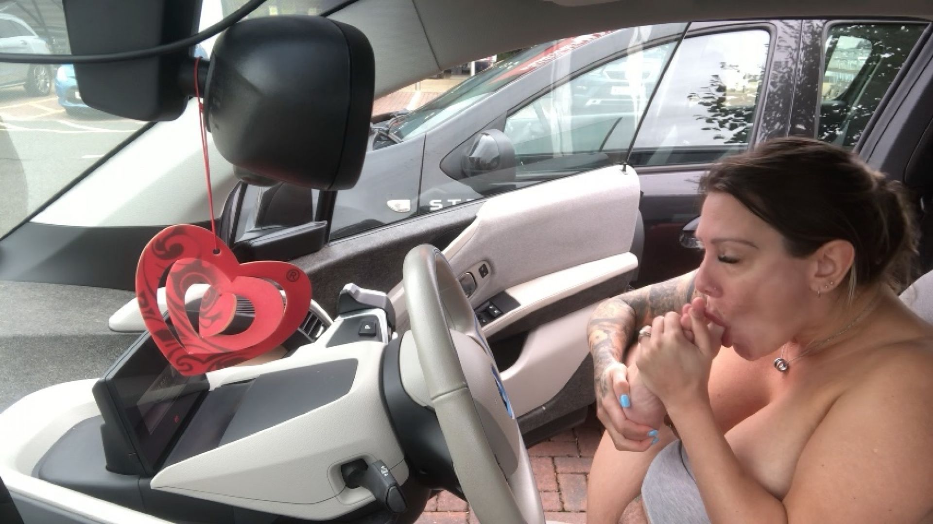 Sucking my Feet &amp; Pussy Play Naked in Parking Lot