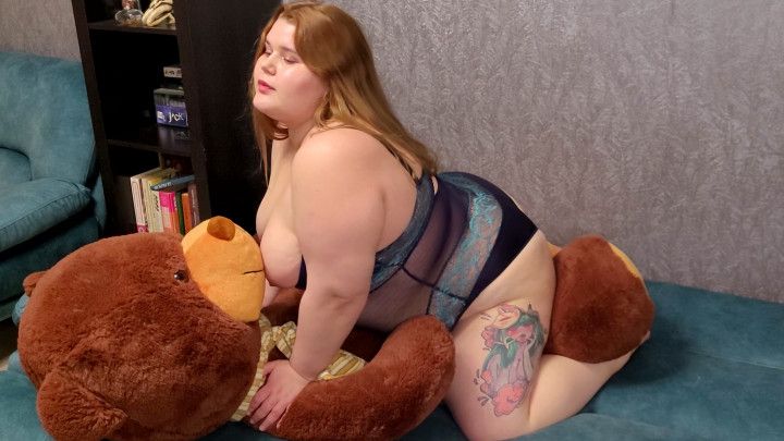 Chubby daddy girl masturbates with teddy