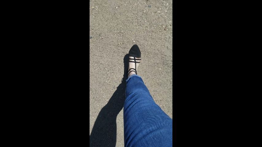 Walk to the office in flats