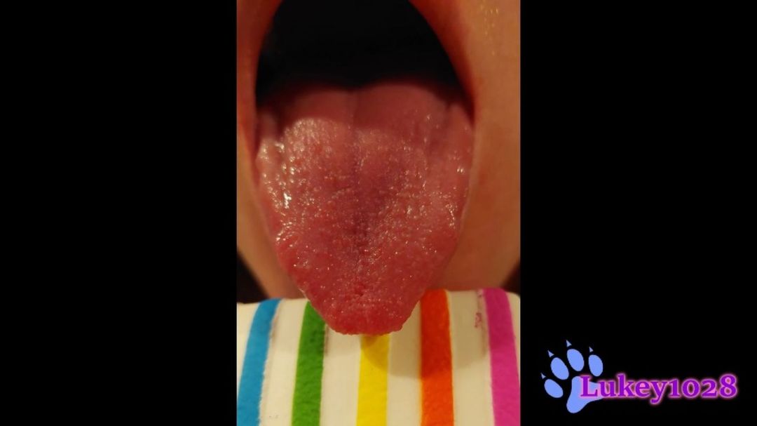 ASMR Licking Tongue