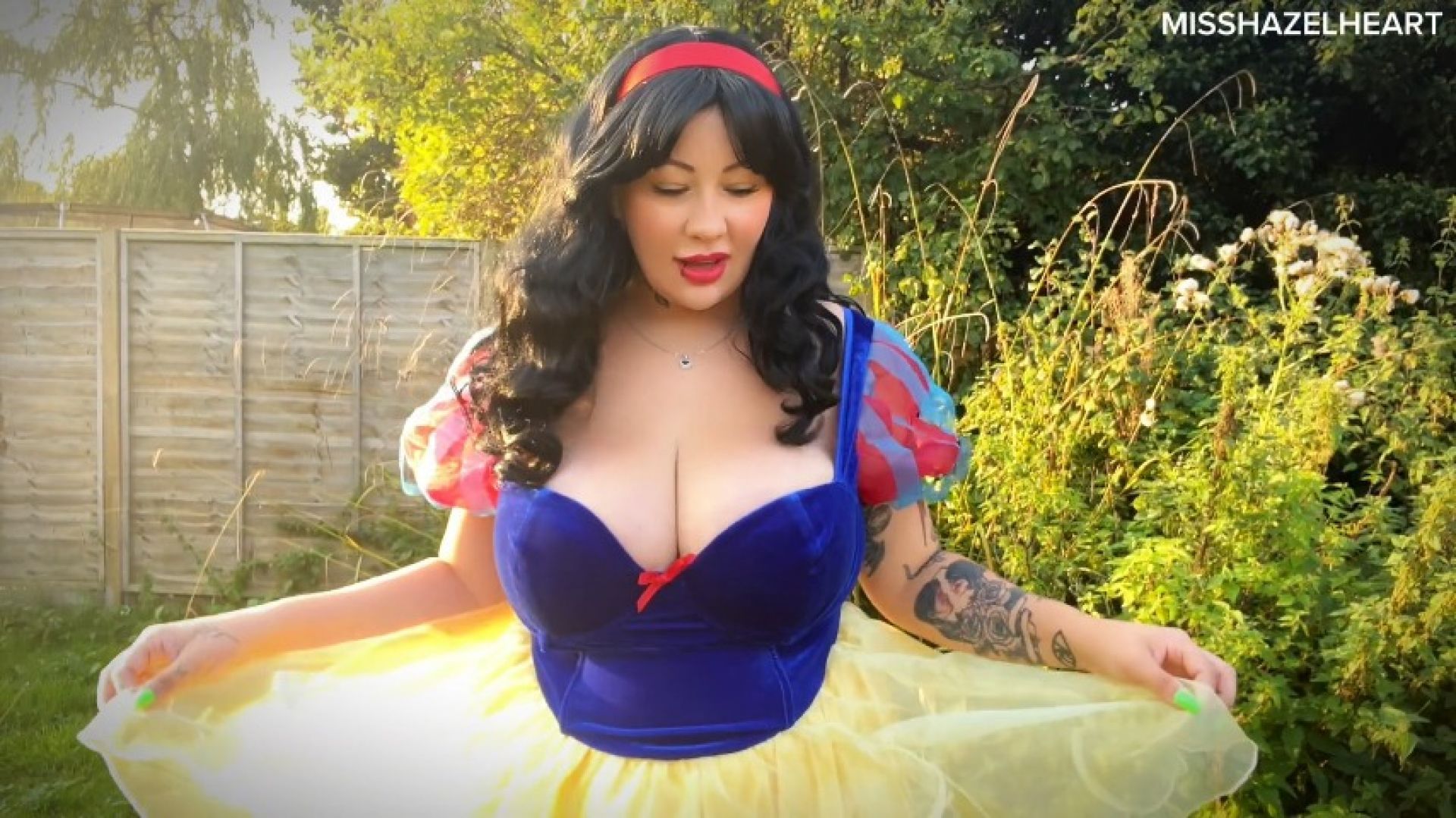 Snow Whites Titty Temptation