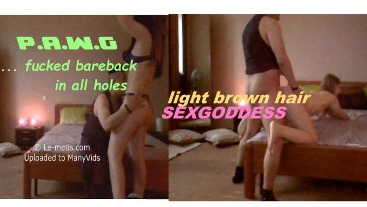 Bareback light brown hair teen with PAWG