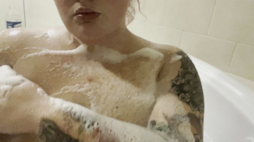 BBW Tattooed Big Tits Soapy Tub Tease