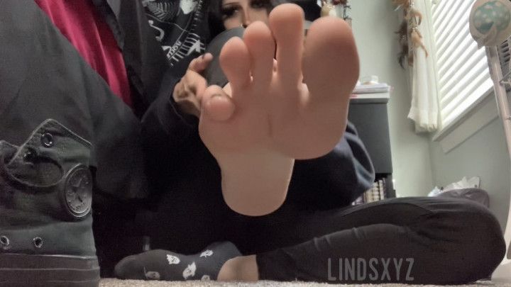 GOTH FOOT WORSHIP LOTION &amp; IGNORING