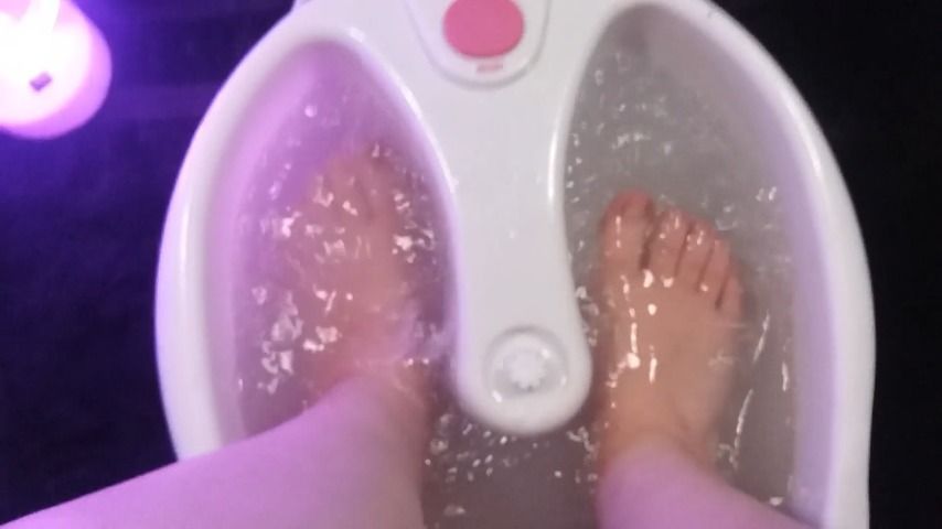 Foot Bath Teasing