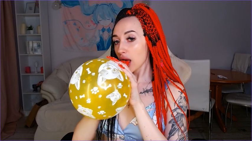 Blowing Balloons and rubbing then with my sexy nails